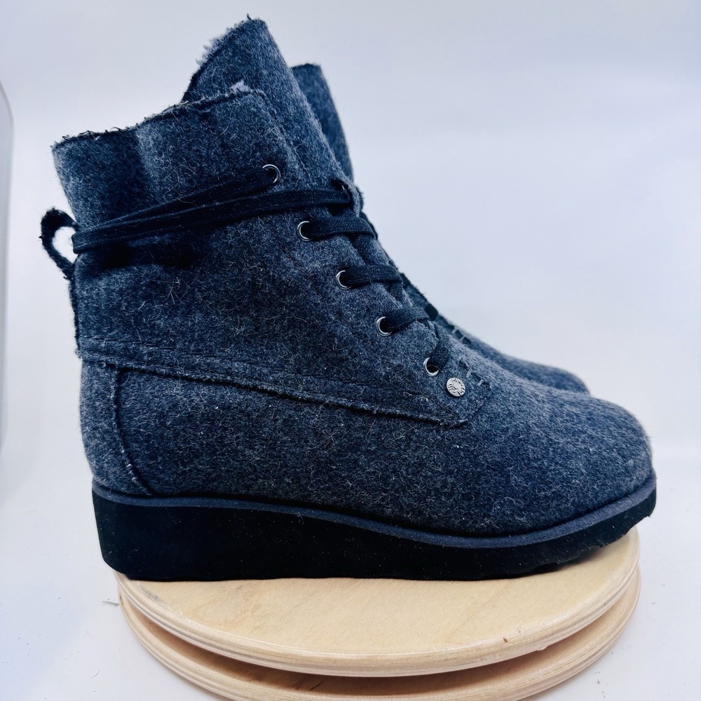 Bearpaw Kristia Wool Ankle Boots Womens 9 Gray Sheepskin Lace Up Winter Shoes